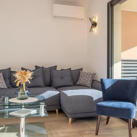Suberbe T3 Neuf Standing +terrasse 25m2 شقة *