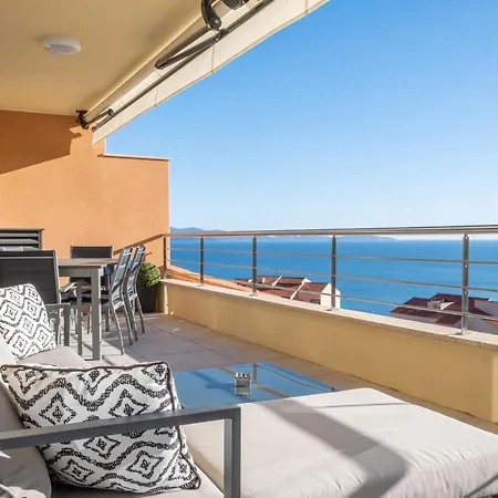 شقة Suberbe T3 Neuf Standing +terrasse 25m2